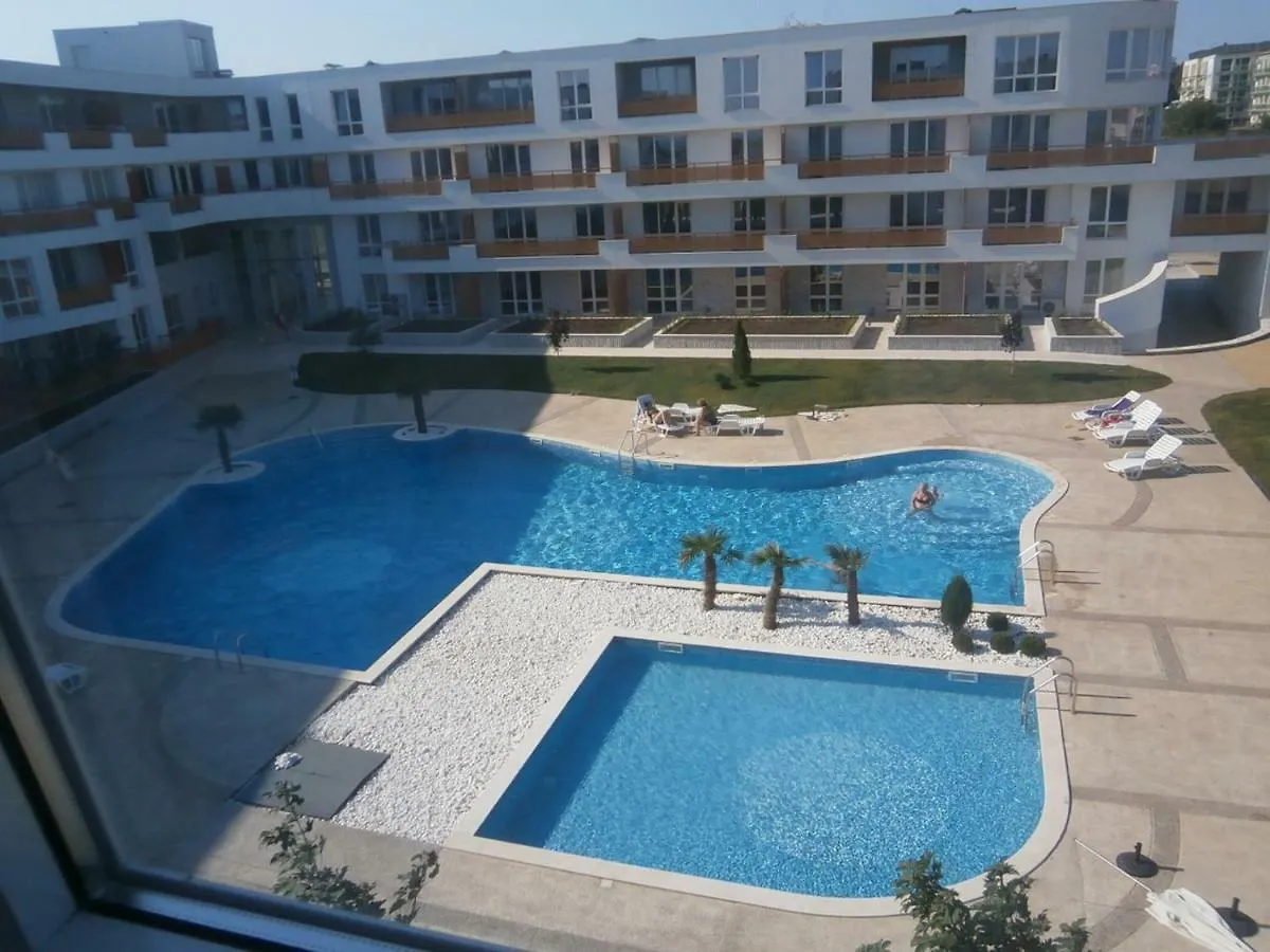Apartments In Las Brisas Burgas City Aparthotel