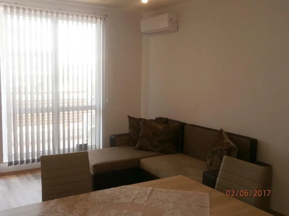 Apartments In Las Brisas Burgas City Aparthotel